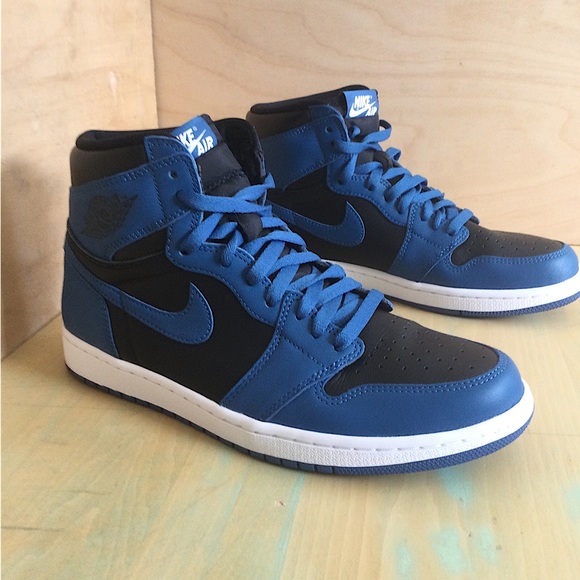 AIR JORDAN 1 RETRO HIGH OG 'DARK MARINA BLUE' - Picture 3 of 12